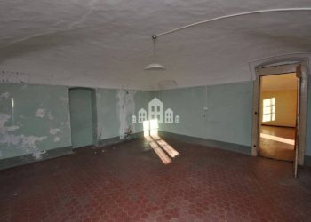 Stanza non arredata - Casa indipendente via Fratelli Rosselli, 39, Cuorgnè - foto 21