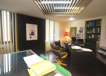 Ufficio - Ufficio piazza martiri della libertà, 1, Cuorgnè - foto 10