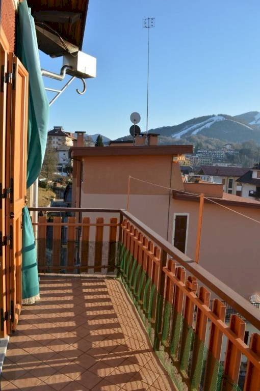 Balcone - Appartamento via Uranio, 1, Roburent - foto 3