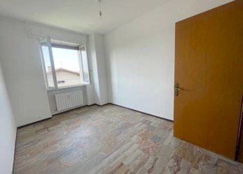 Camera da letto - Trilocale via Cesare Battisti, 7A, San Paolo d'Argon - foto 16