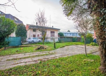 Villa Via Giuseppe Garibaldi, Garbagnate Milanese - photo 9