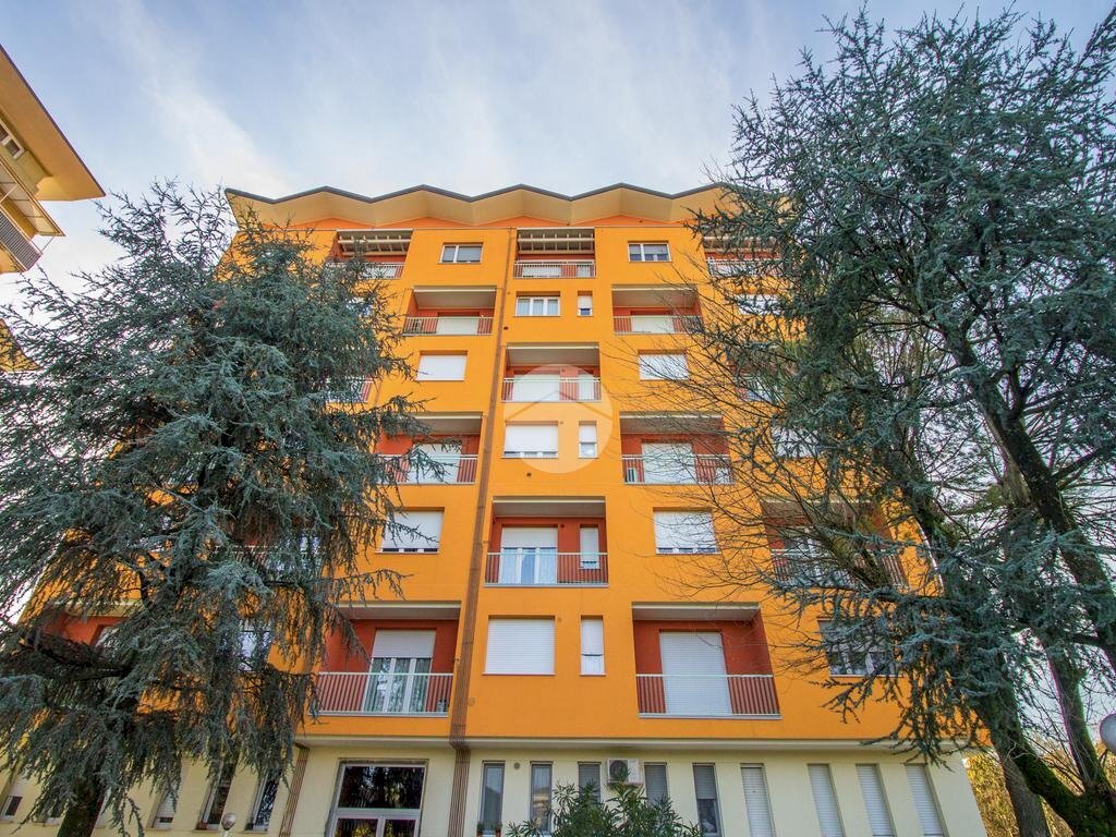 Three-room apartment Via Milano, Garbagnate Milanese - photo 1