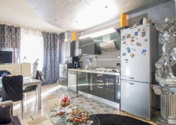 Three-room apartment Via Milano, Garbagnate Milanese - photo 4