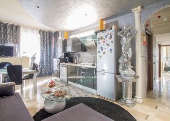 Three-room apartment Via Milano, Garbagnate Milanese - photo 5