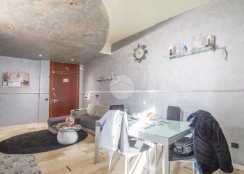 Three-room apartment Via Milano, Garbagnate Milanese - photo 10