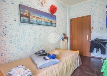 Three-room apartment Via Milano, Garbagnate Milanese - photo 17