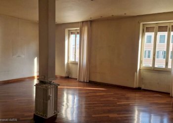 whatsapp image 2026-01-22 at 12.17.56 - Appartamento via magna grecia, Roma - foto 2