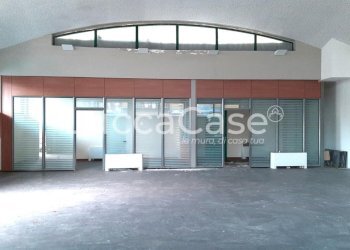 Office Lucca (neighborhood San Concordio Contrada) - photo 1