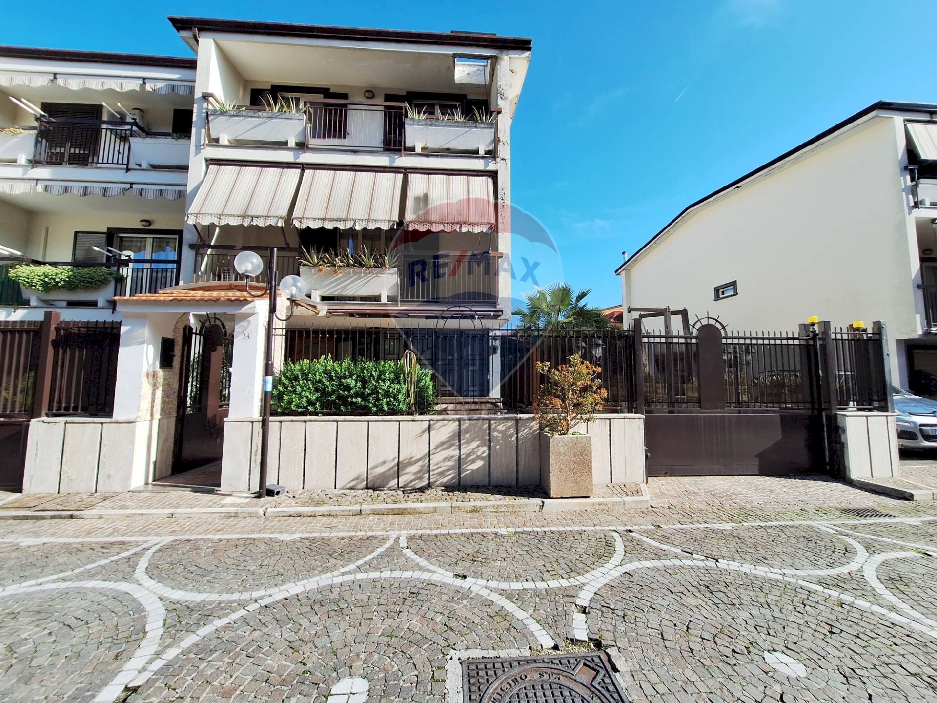 Terraced Villa via Enrico de Nicola, Melito di Napoli - photo 2