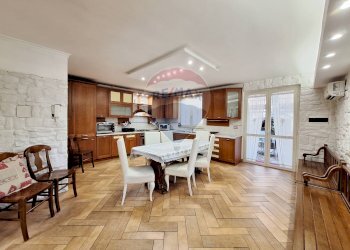 Villa a Schiera via Enrico de Nicola, Melito di Napoli - foto 11