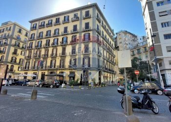 Appartamento Via Santa Lucia, Napoli (zona Mergellina) - foto 5