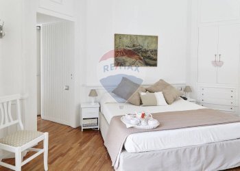 Appartamento Via Santa Lucia, Napoli (zona Mergellina) - foto 10