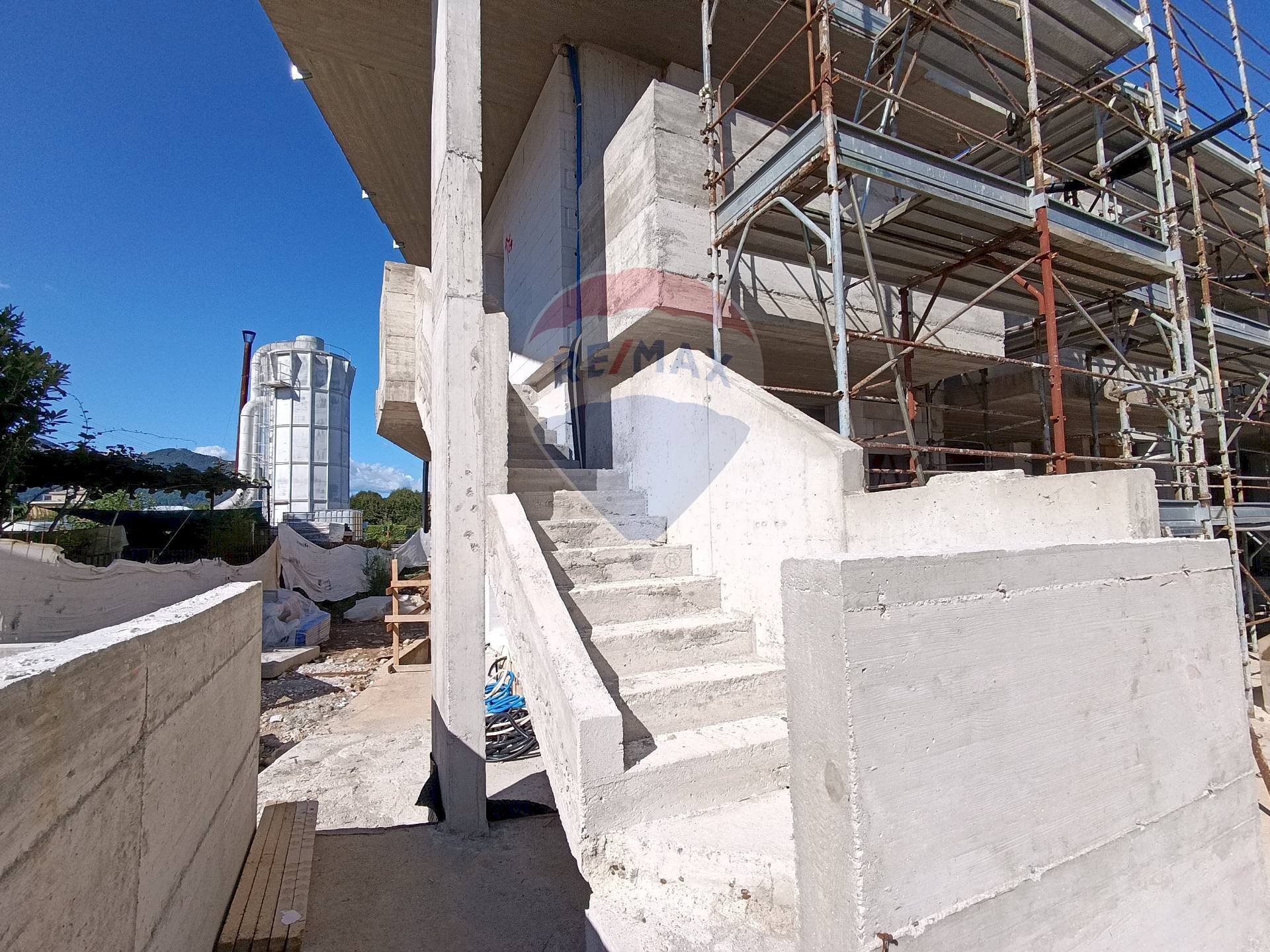 Quadrilocale VIA CESARE BATTISTI, Brembate di Sopra - foto 3