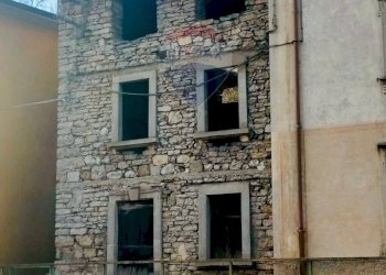 Portion of a house corso Italia, Capizzone - photo 14