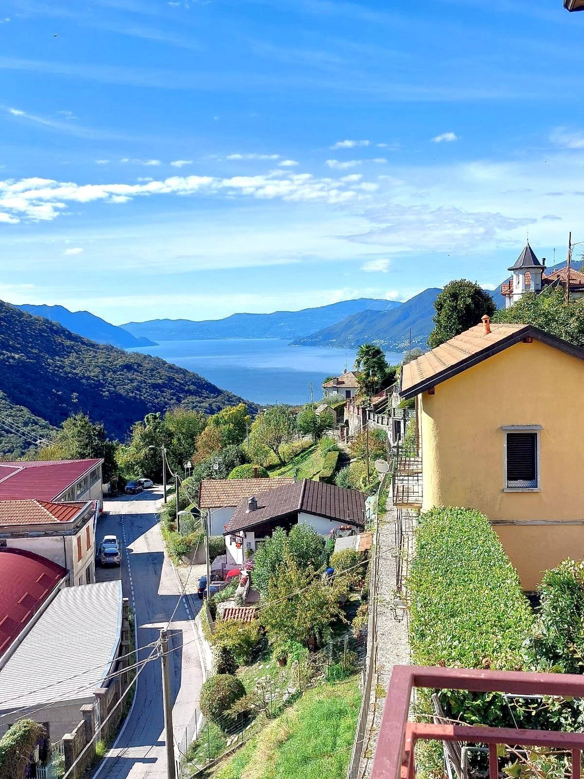 Apartment Via Fratelli Zaccheo, Maccagno con Pino e Veddasca - photo 1