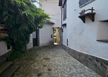 Trilocale Via Giacomo Saredi, Maccagno con Pino e Veddasca - foto 1