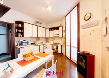 Quadrilocale Via Guglielmo Marconi, Gavirate - foto 8