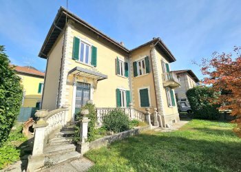 Villa Unifamiliare Via Cesare Battisti, Cittiglio - foto 1