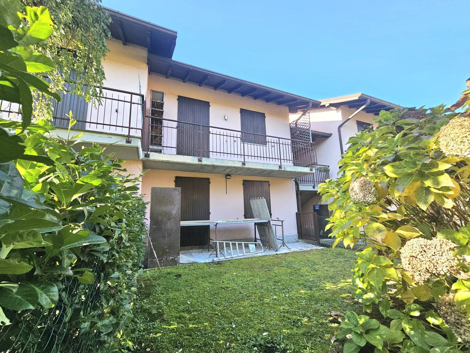 Three-room apartment Via XXV Aprile, Monvalle - photo 1