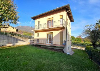 Casa indipendente Via Radaelli, Laveno-Mombello - foto 1