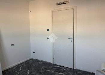 Three-room apartment Via Gorizia, Ossona - photo 13