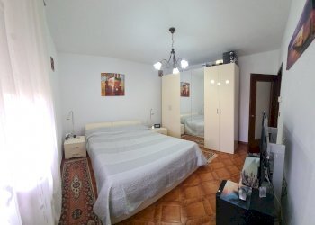 Camera - Trilocale Castelletto Stura - foto 13