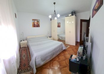 Camera - Trilocale Castelletto Stura - foto 14