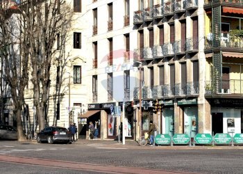 Negozio viale Vittorio Emanuele II, 3 
 Pavia, Pavia - foto 3