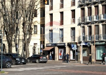 Negozio viale Vittorio Emanuele II, 3 
 Pavia, Pavia - foto 4