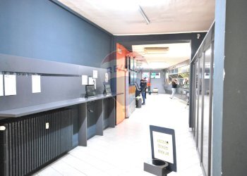 Negozio viale Vittorio Emanuele II, 3 
 Pavia, Pavia - foto 15