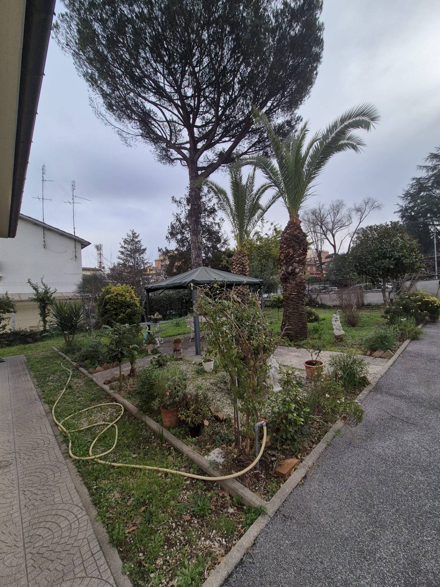 Villa Unifamiliare Viale Delle Galline Bianche, Roma (zona Labaro) - foto 3