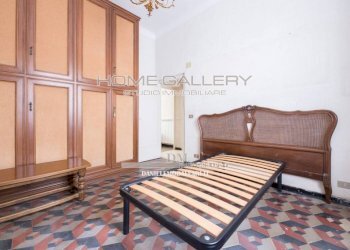 Camera da letto - Bilocale via Ponterotto, Genova (zona Marassi) - foto 10