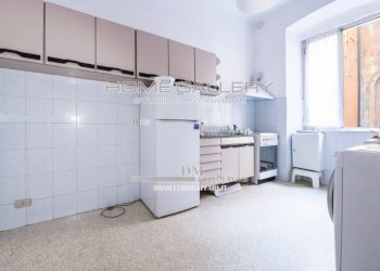 Cucina - Bilocale via Ponterotto, Genova (zona Marassi) - foto 14