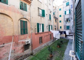Giardino - Bilocale via Ponterotto, Genova (zona Marassi) - foto 32