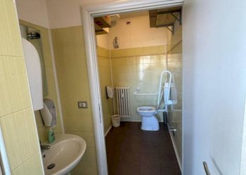 Bagno - Bar Tavola Calda - Fredda Gassino Torinese - foto 4
