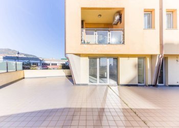 Appartamento Via Luigi Cibrario, Genova (zona Sestri Ponente) - foto 2