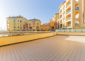 Appartamento Via Luigi Cibrario, Genova (zona Sestri Ponente) - foto 8