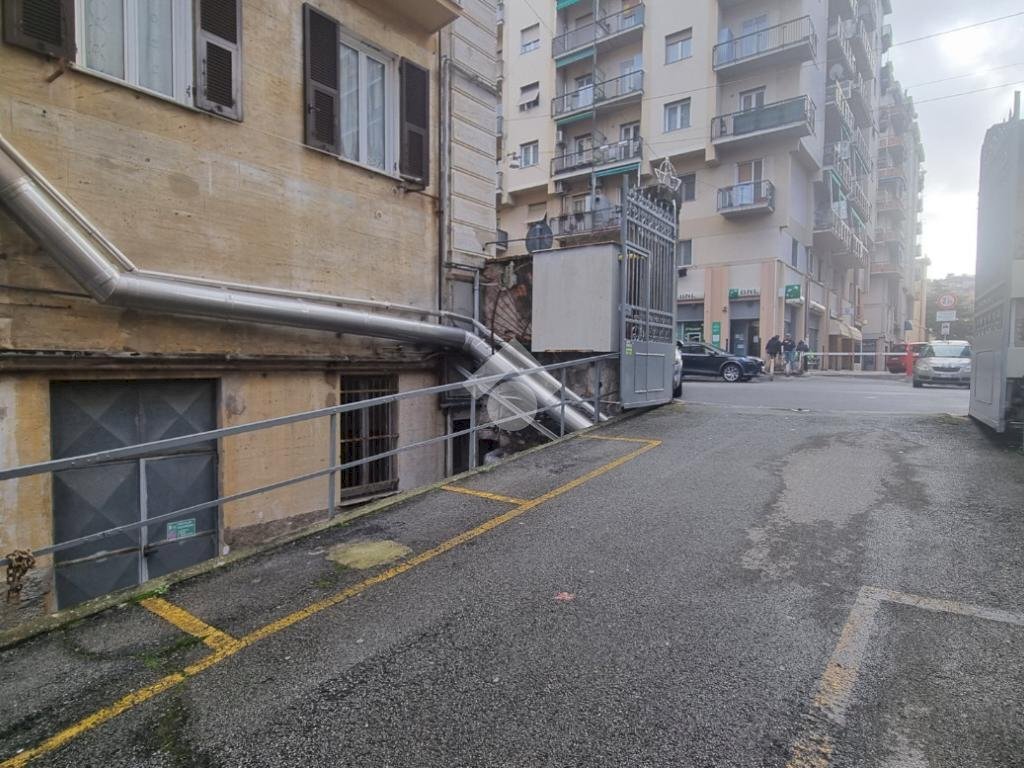 Posto Auto Corso Alessandro de Stefanis, Genova (zona Marassi) - foto 3