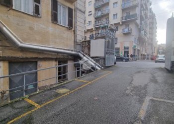 Posto Auto Corso Alessandro de Stefanis, Genova (zona Marassi) - foto 3