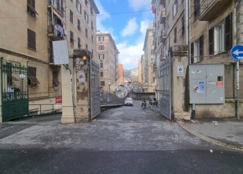 Posto Auto Corso Alessandro de Stefanis, Genova (zona Marassi) - foto 6