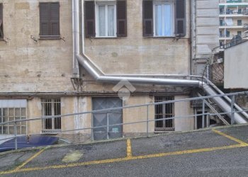Posto Auto Corso Alessandro de Stefanis, Genova (zona Marassi) - foto 10