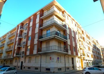 Trilocale Via Giacinto Castellani, 17, Cuneo (zona Cuneo Nuova) - foto 1