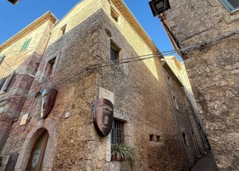 Stable - Palace Via Vescovo Cassiodoro Margarita, Santopadre - photo 3