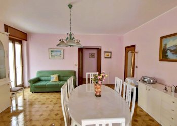 Apartment Via Antonio Carugno, San Nicandro Garganico - photo 8