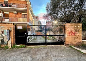 Box Via Diano Marina, Roma (neighborhood Torrevecchia) - photo 7