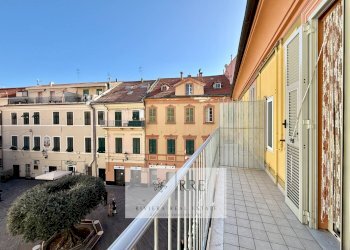Trilocale Piazza Massena, Loano - foto 3