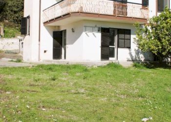 Facciata - Villa via Saturnia, Spigno Saturnia - foto 1