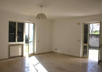 Soggiorno - Villa via Saturnia, Spigno Saturnia - foto 7