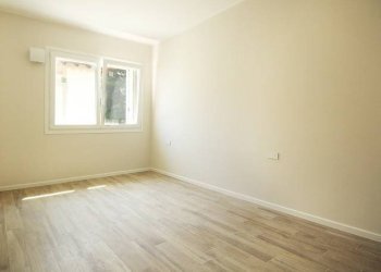 Stanza non arredata - Trilocale via Col di Lana, Albizzate - foto 2