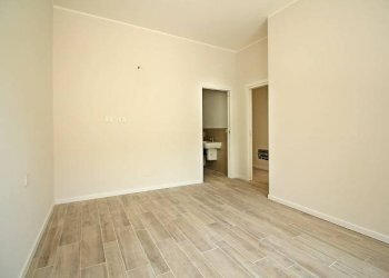 Stanza non arredata - Trilocale via Col di Lana, Albizzate - foto 4